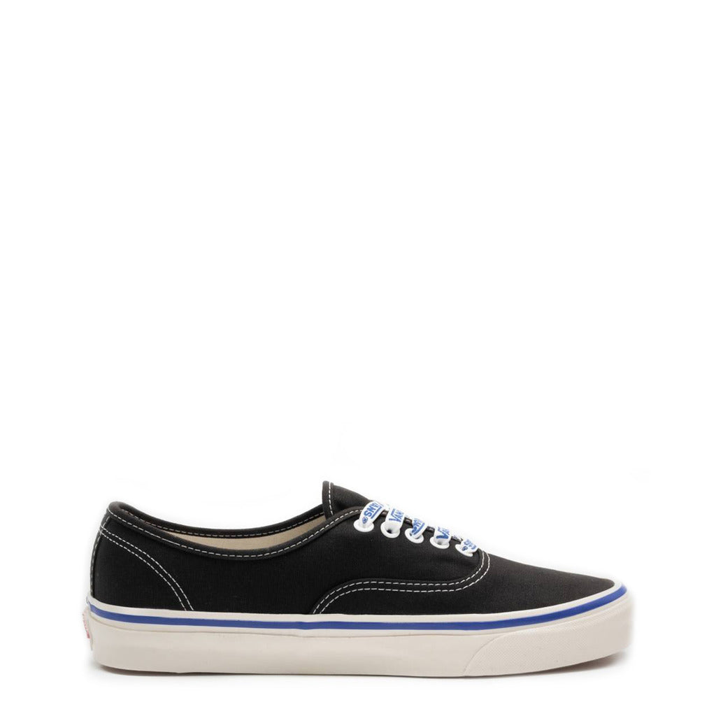 Vans - AUTHENTIC