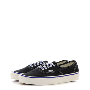 Vans - AUTHENTIC